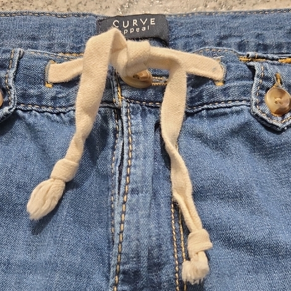 Curve Appeal Women's 6/28 Lightweight Denim Wide Leg Cropped Jeans - Picture 7 of 14